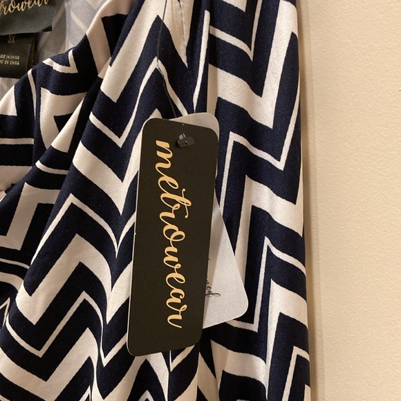 Metrowear Chevron Print Women’s Plus Size 3X Skirt Stud Accents Elastic Waist - Picture 5 of 9